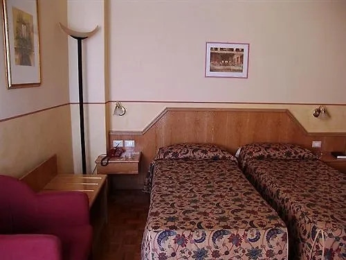 Hotel Riviera Segrate 3*,
