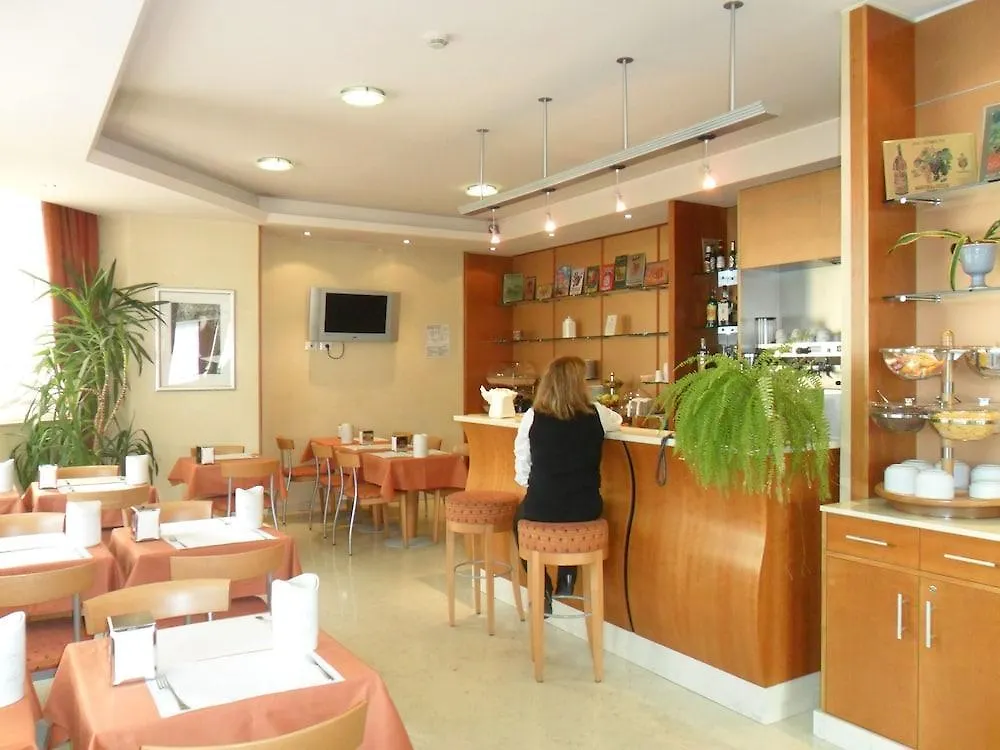 Hotel Riviera Segrate 3*,  Italy